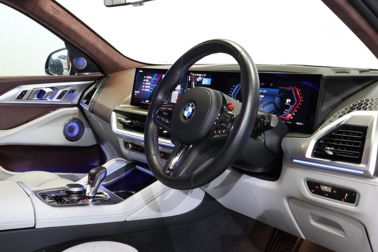 XM RHD