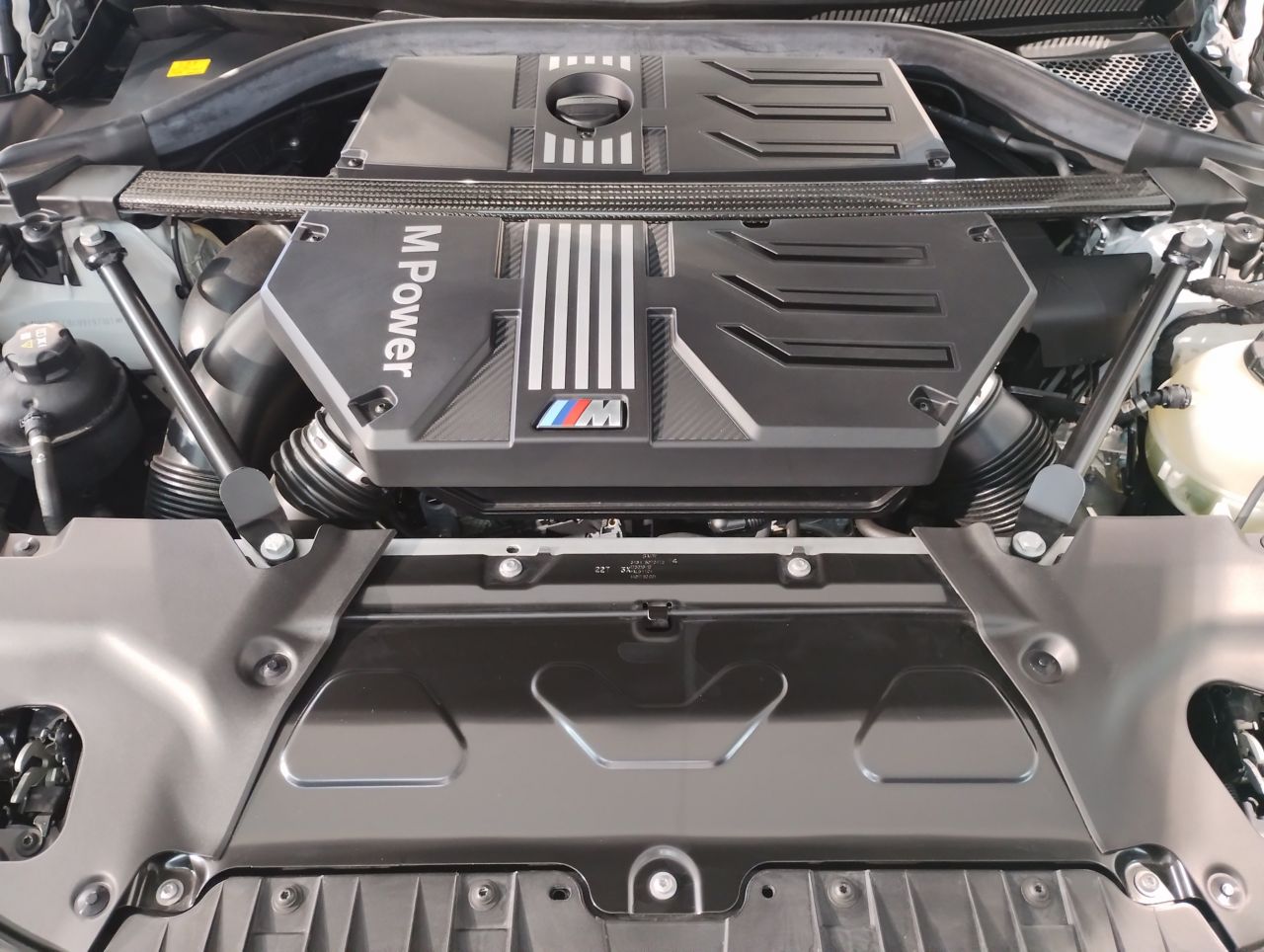 F98 X4 M RHD LCI
