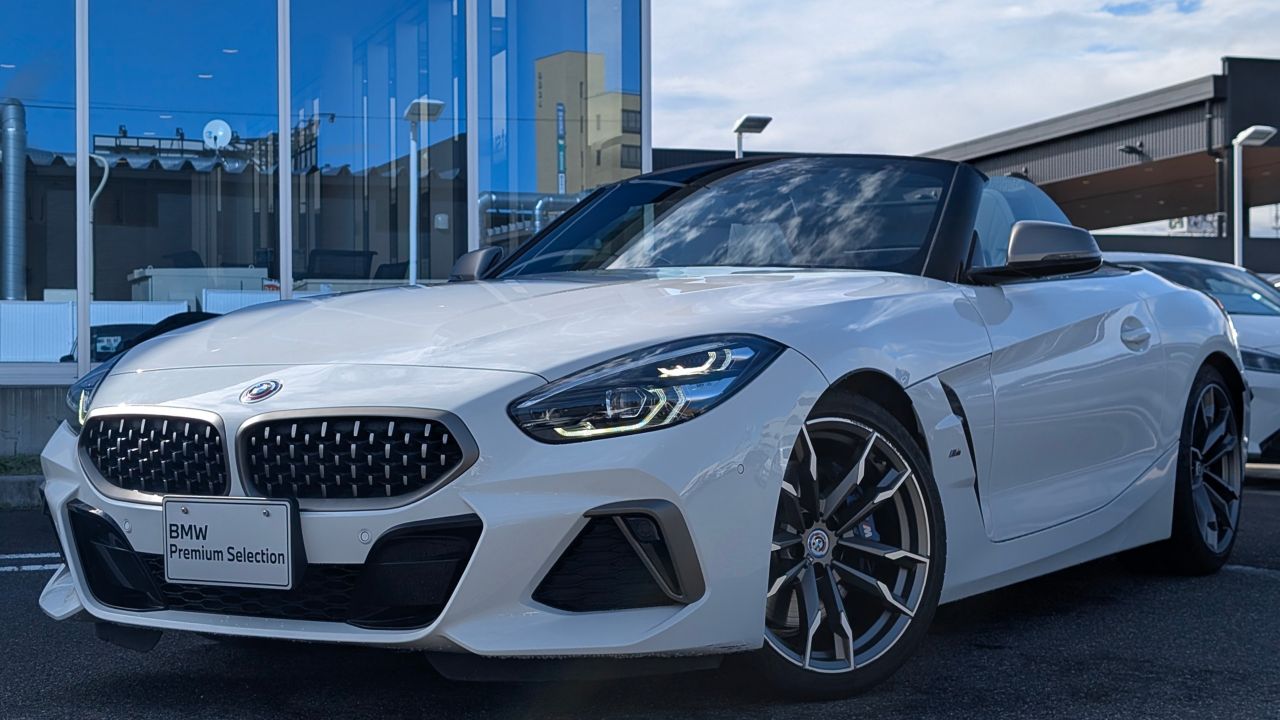 Z4 M40i