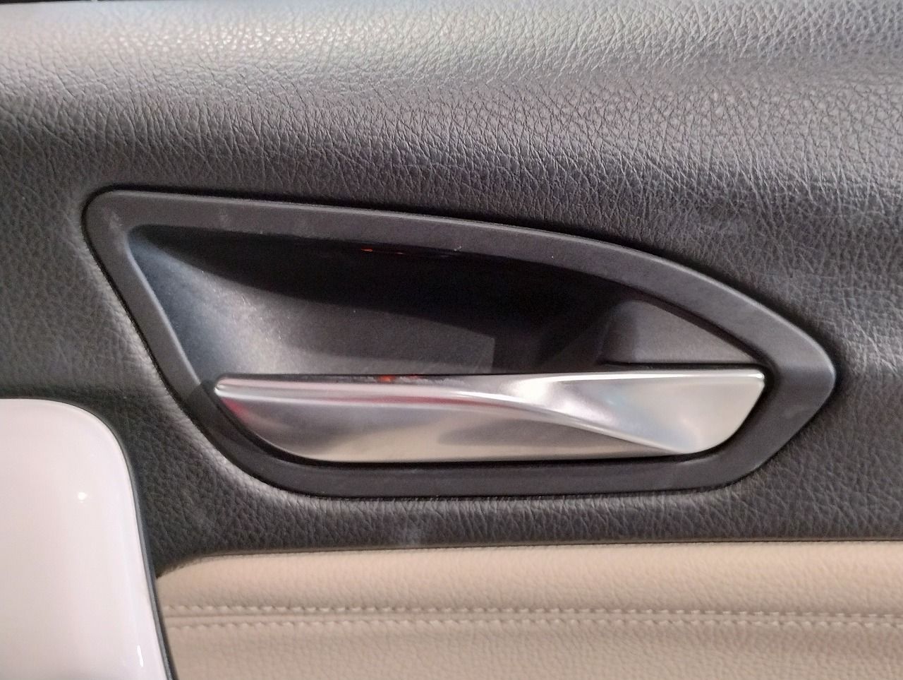 118 5DOOR RHD