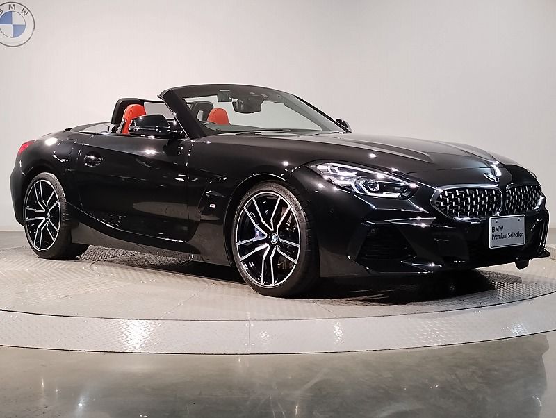 G29 z4 sDrive20i RHD