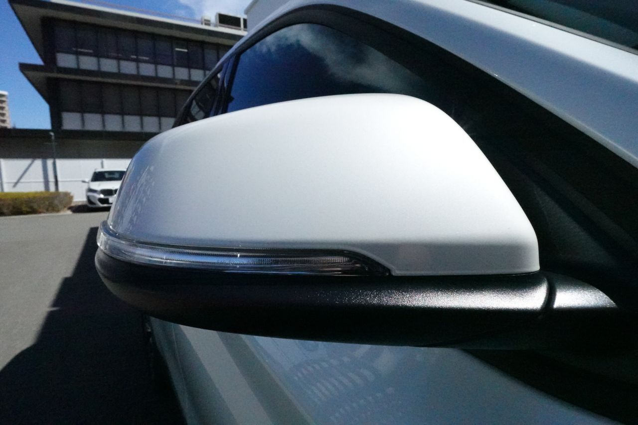 X1 sDrive18i RHD