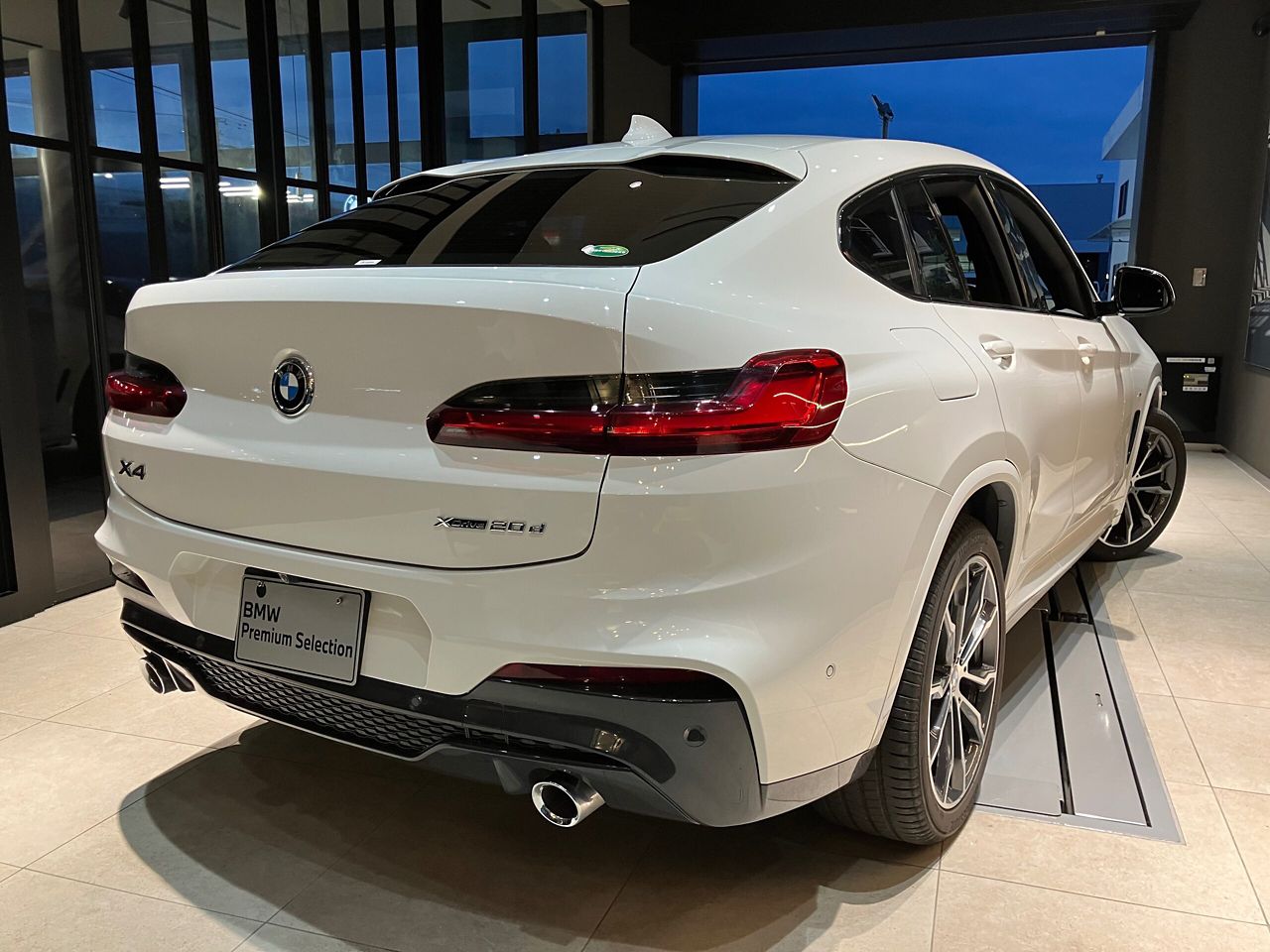 X4 xDrive20d RHD
