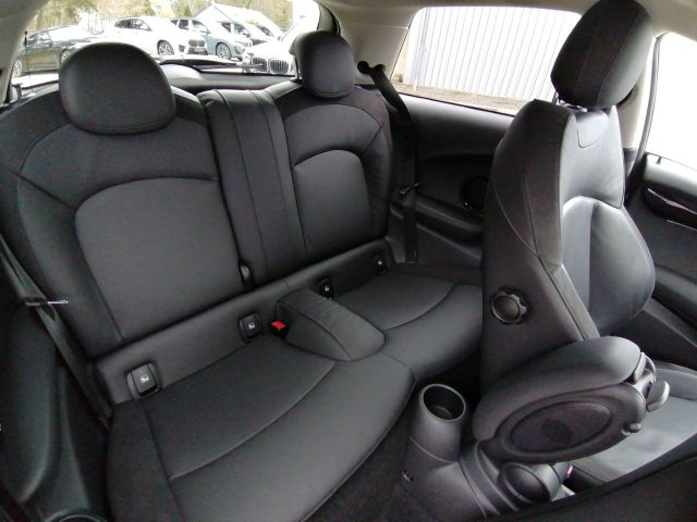 MINI Cooper SE