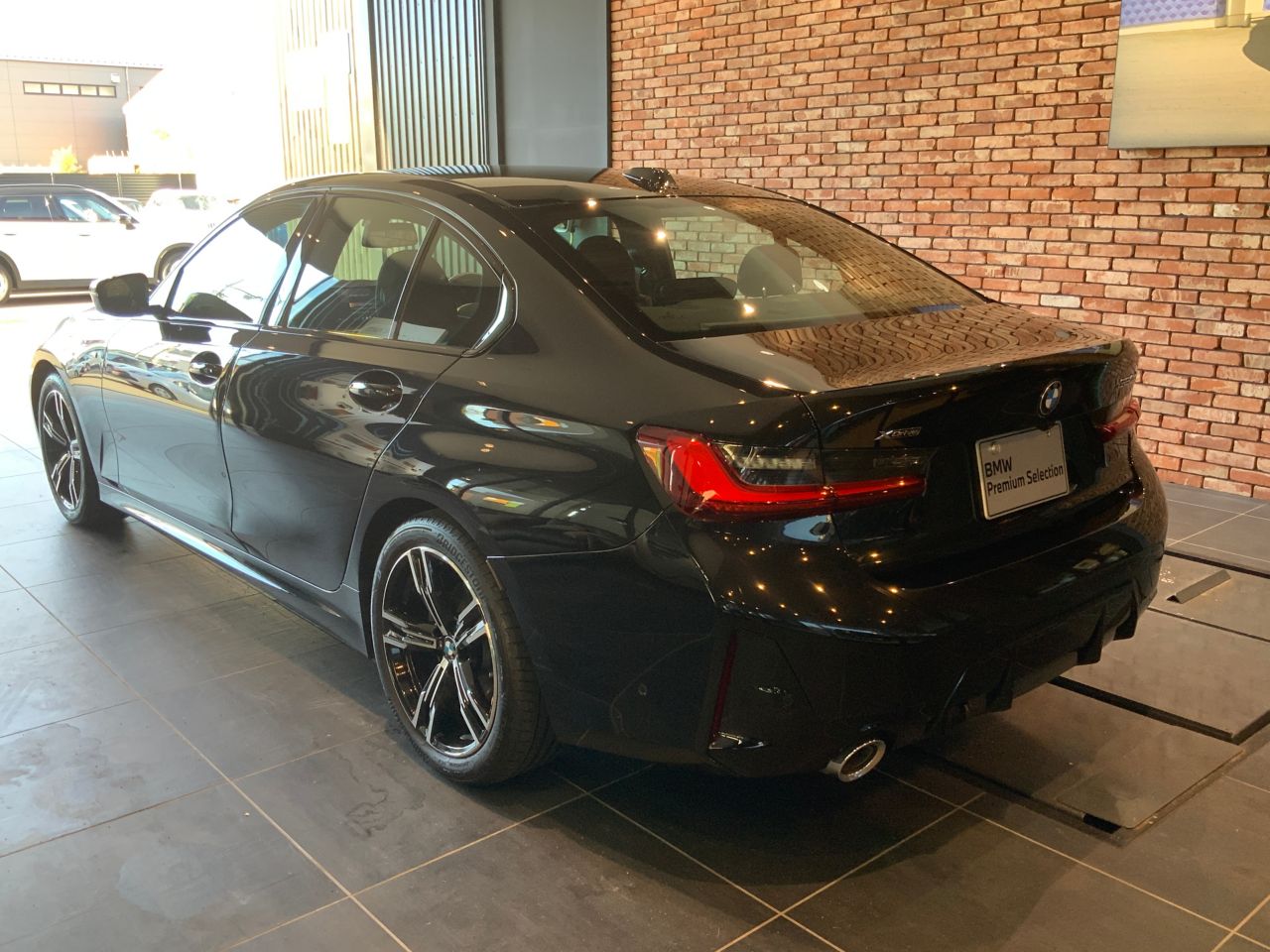 320d xDrive Berline RHD
