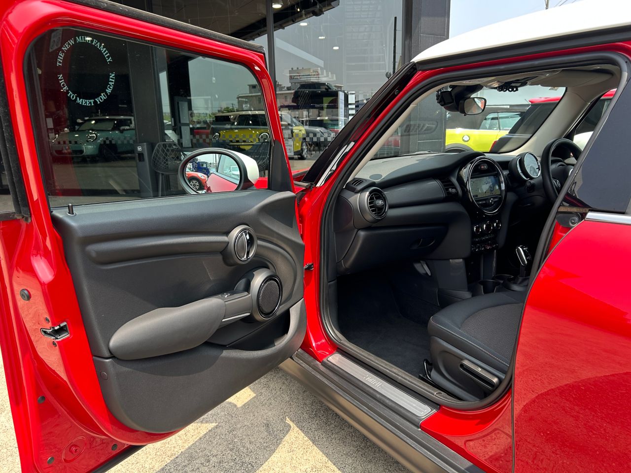 F55 MINI Cooper 5-Door Hatch LCI