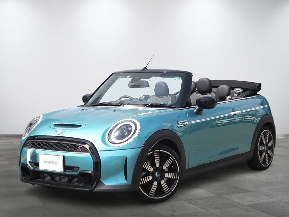 MINI COOPER S CONVERTIBLE. SEASIDE EDITION.