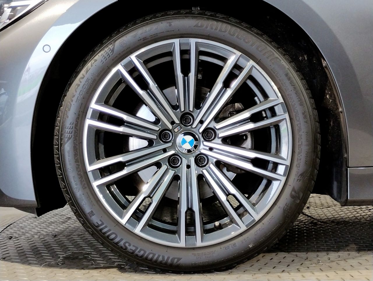 G20 320i Saloon RHD MX