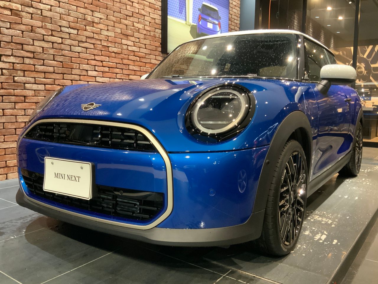 F66 MINI Cooper C 3Dr
