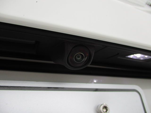 G29 z4 sDrive20i RHD