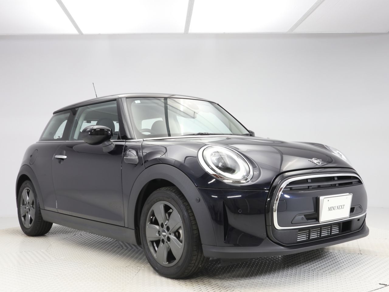 MINI Cooper F56 RHD