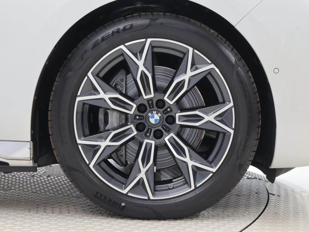 BMW i7 eDrive50 Sedan RHD