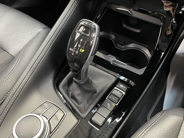 X1 sDrive18i RHD