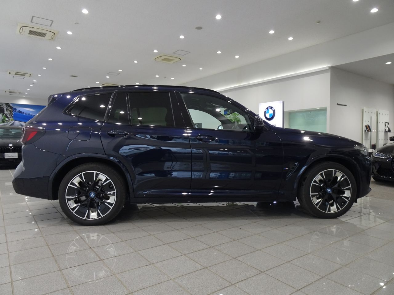 G08 iX3 BEV RHD