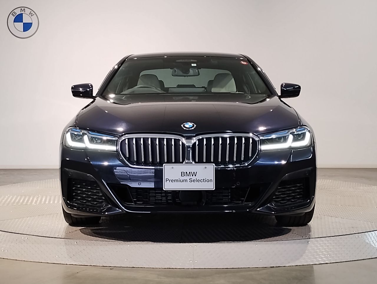 523d xDrive M Sport | 520 | 5シリーズ | BMW | 車両 | IUCP JP BMW Website