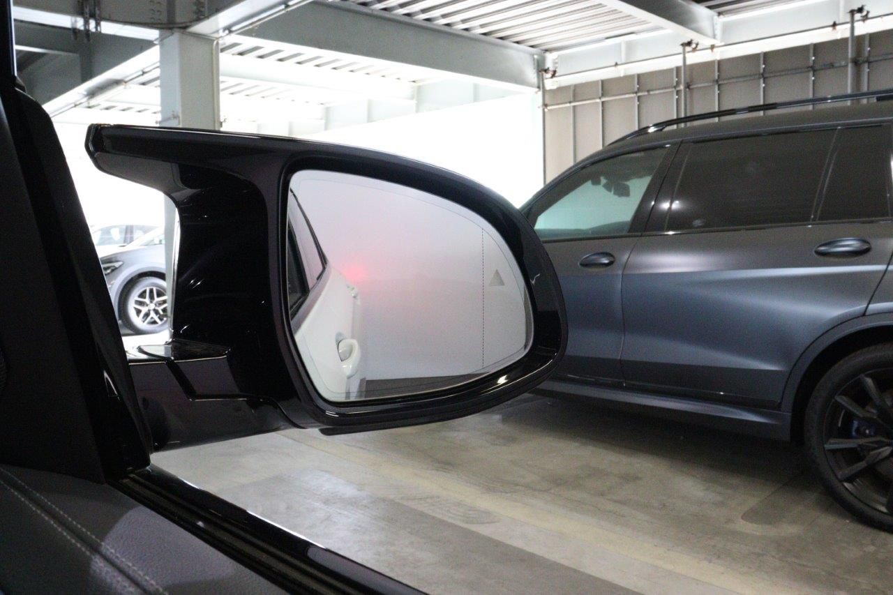 G02 X4 M40i RHD LCI