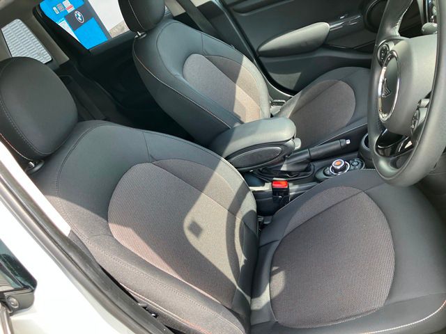 F55 MINI Cooper 5-Door Hatch LCI