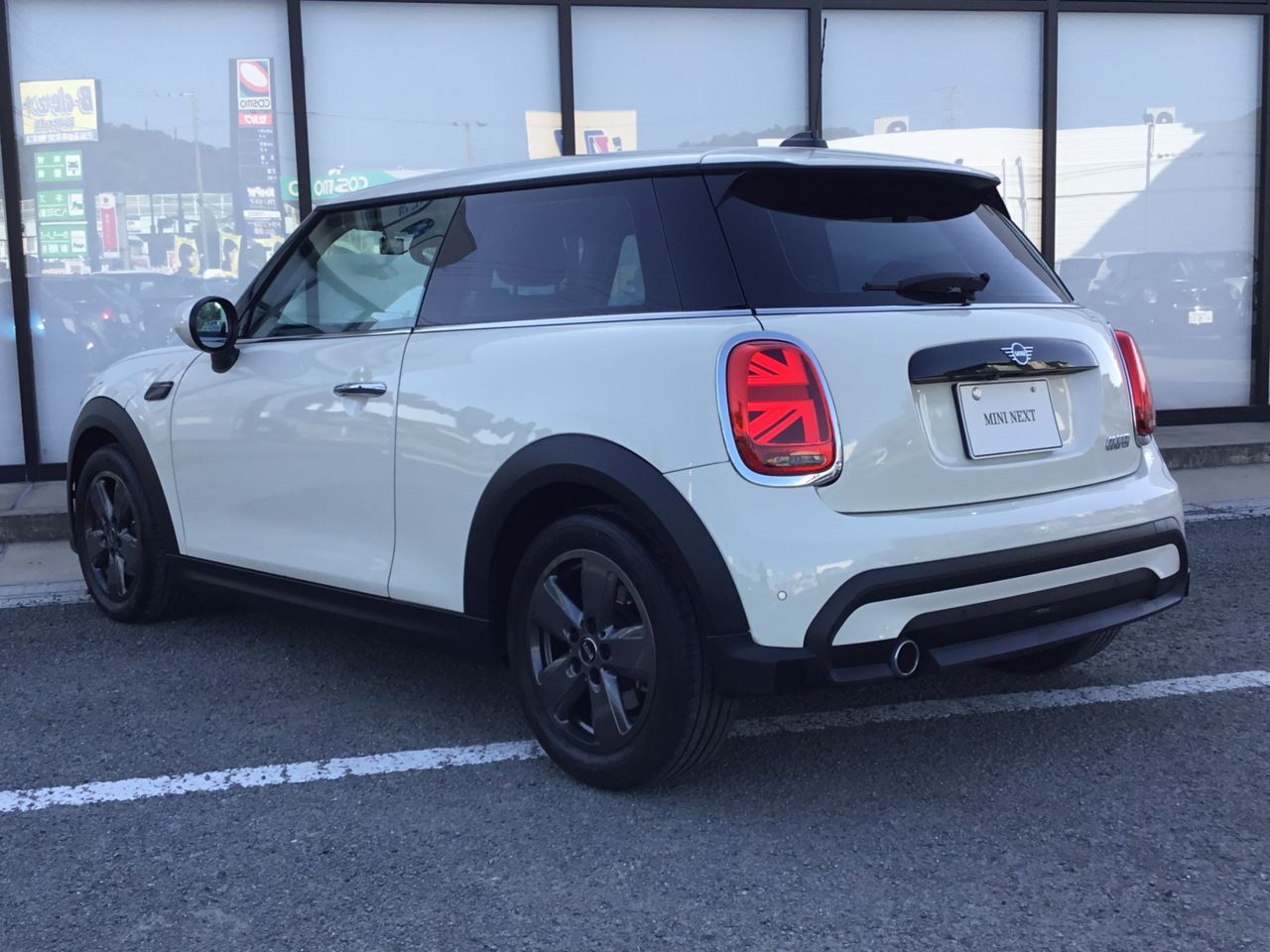 MINI Cooper F56 RHD