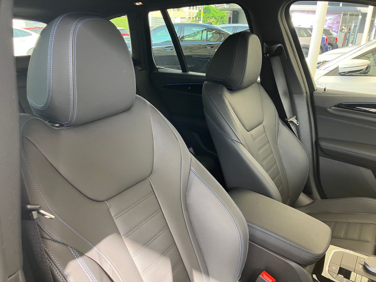 G08 iX3 BEV RHD
