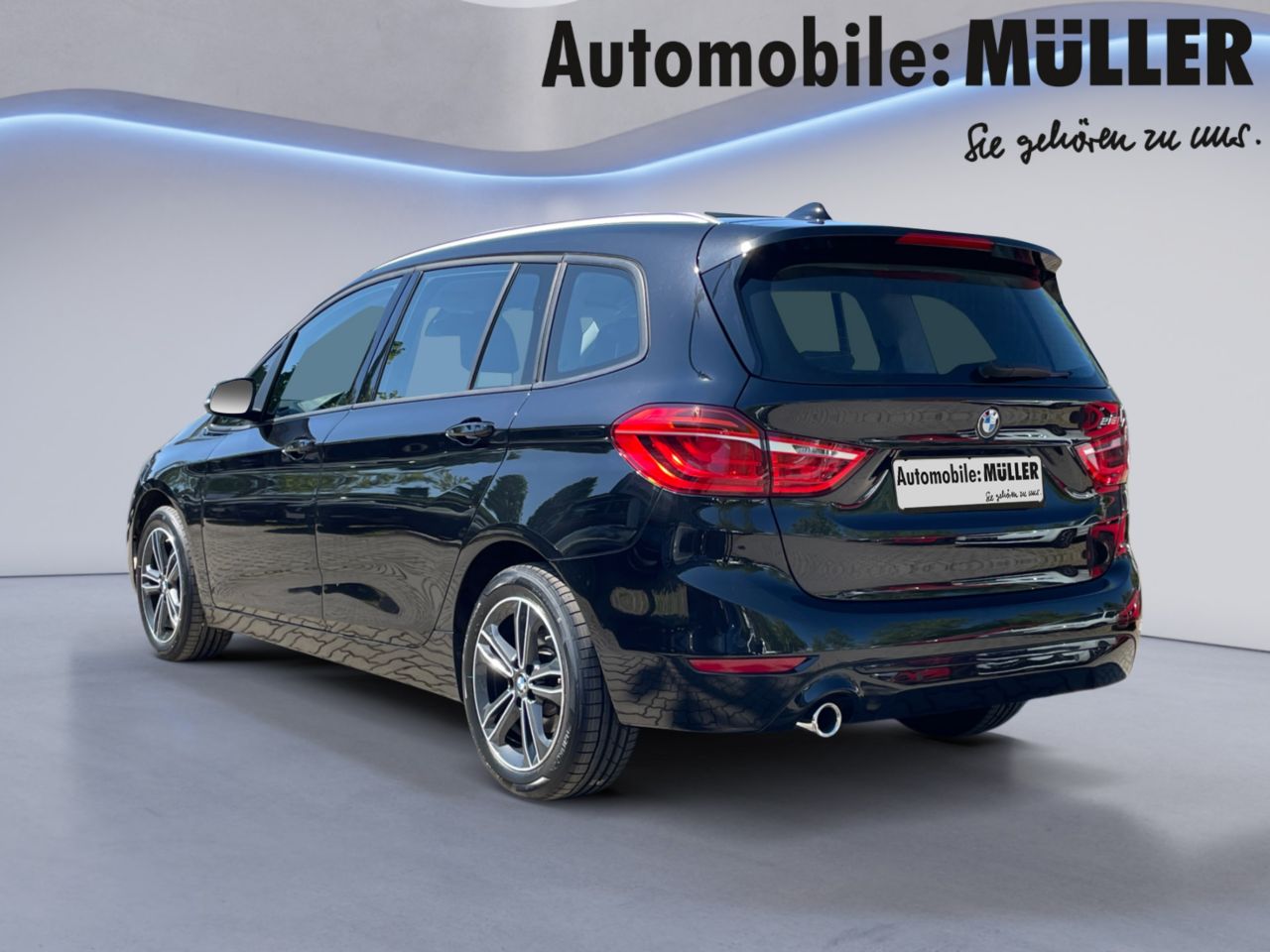 BMW 218