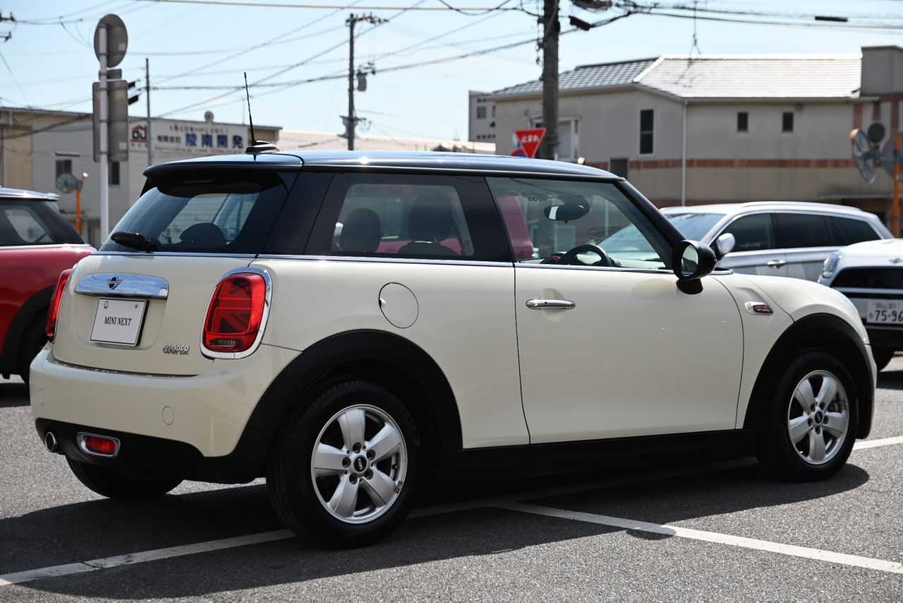 F56 MINI Cooper 3-Door Hatch LCI