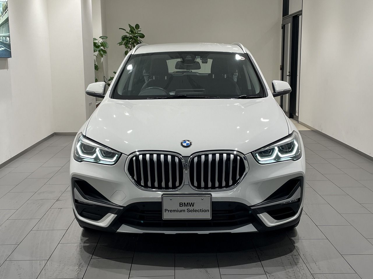 X1 sDrive18i RHD