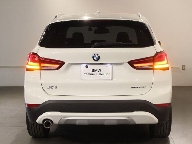 X1 sDrive18i RHD