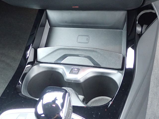 F40 118d Sports Hatch 5-door B47 2.0d
