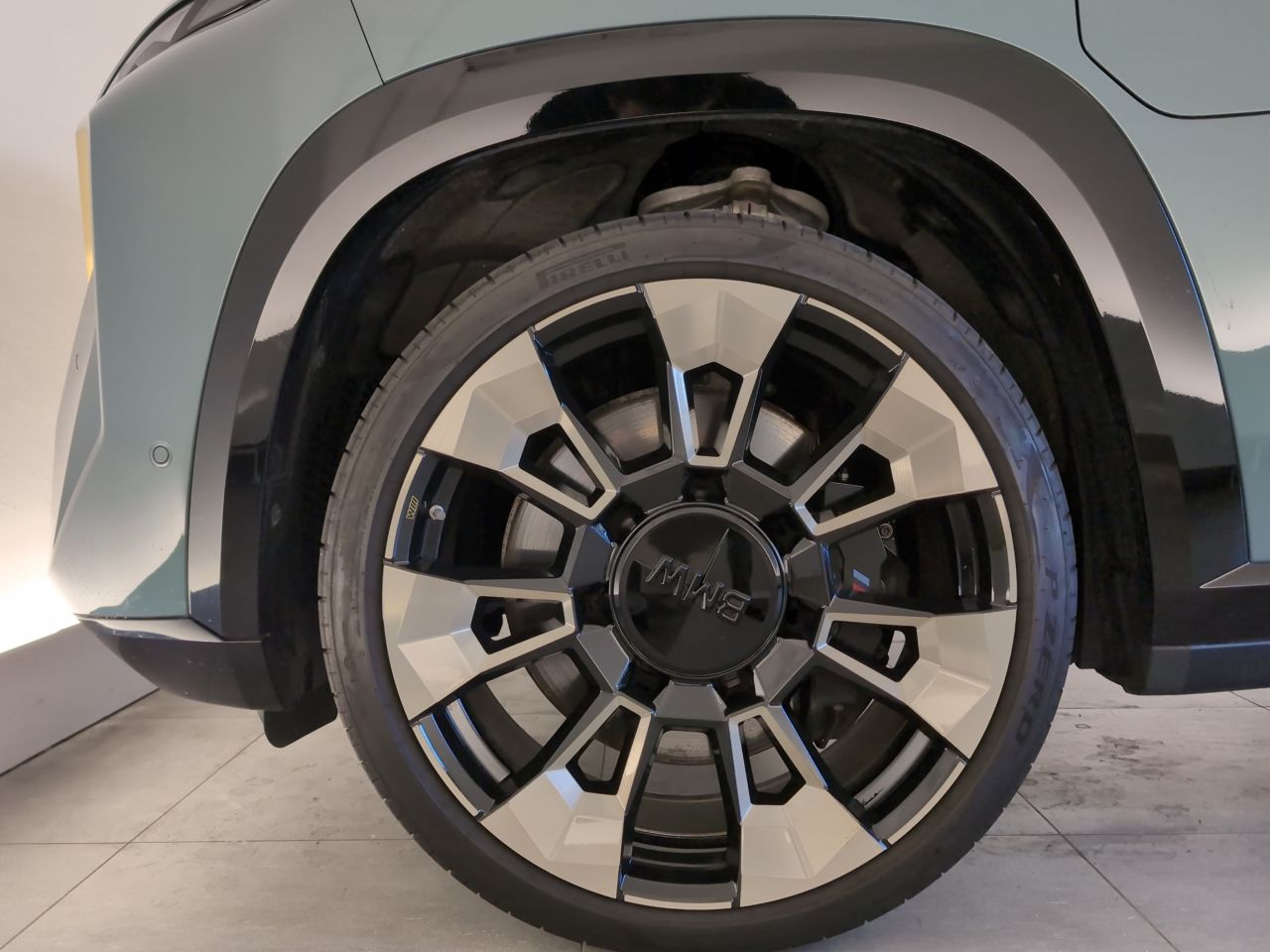 BMW XM