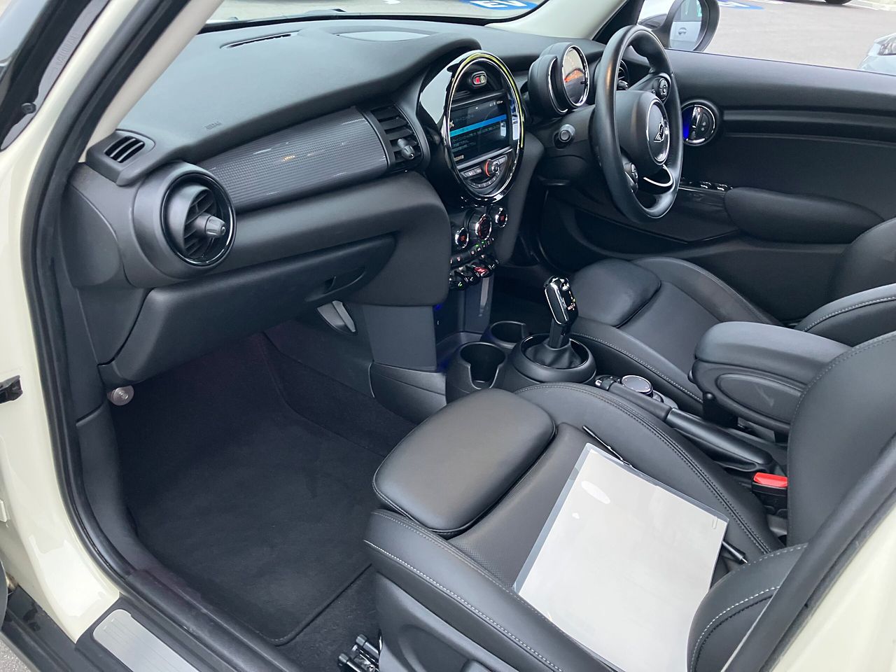 F55 MINI Cooper 5-Door Hatch LCI