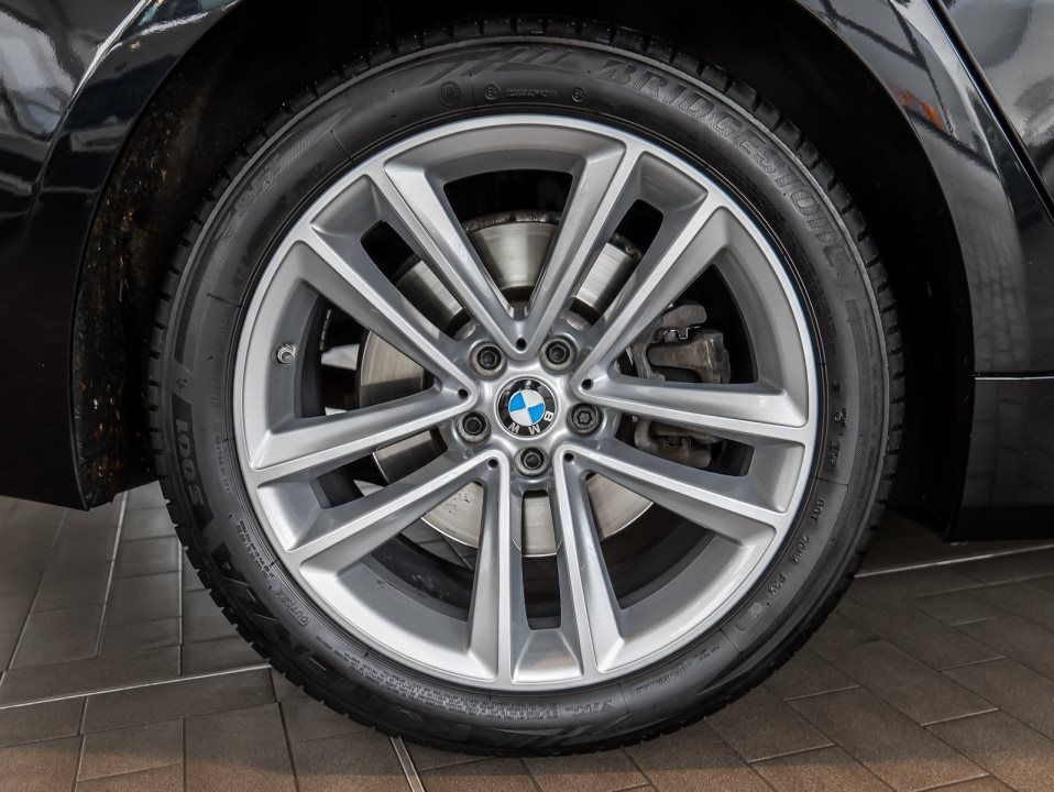 BMW 740