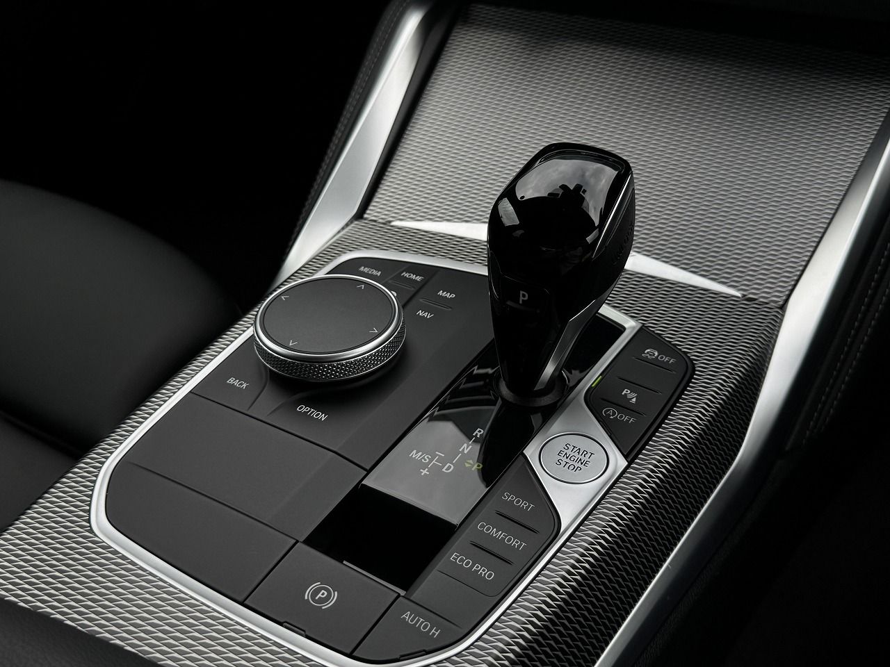 G26 420d xDrive Gran Coupe RHD