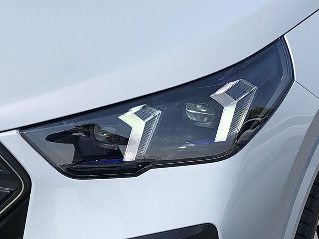 X2 M35i xDrive RHD