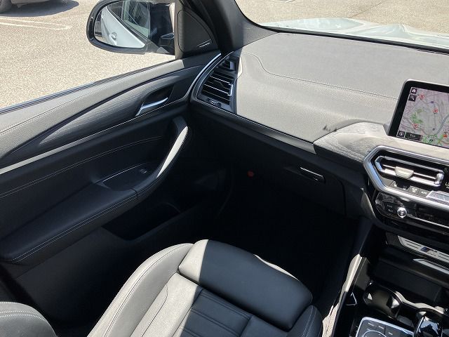G01 X3 M40i RHD LCI ZA