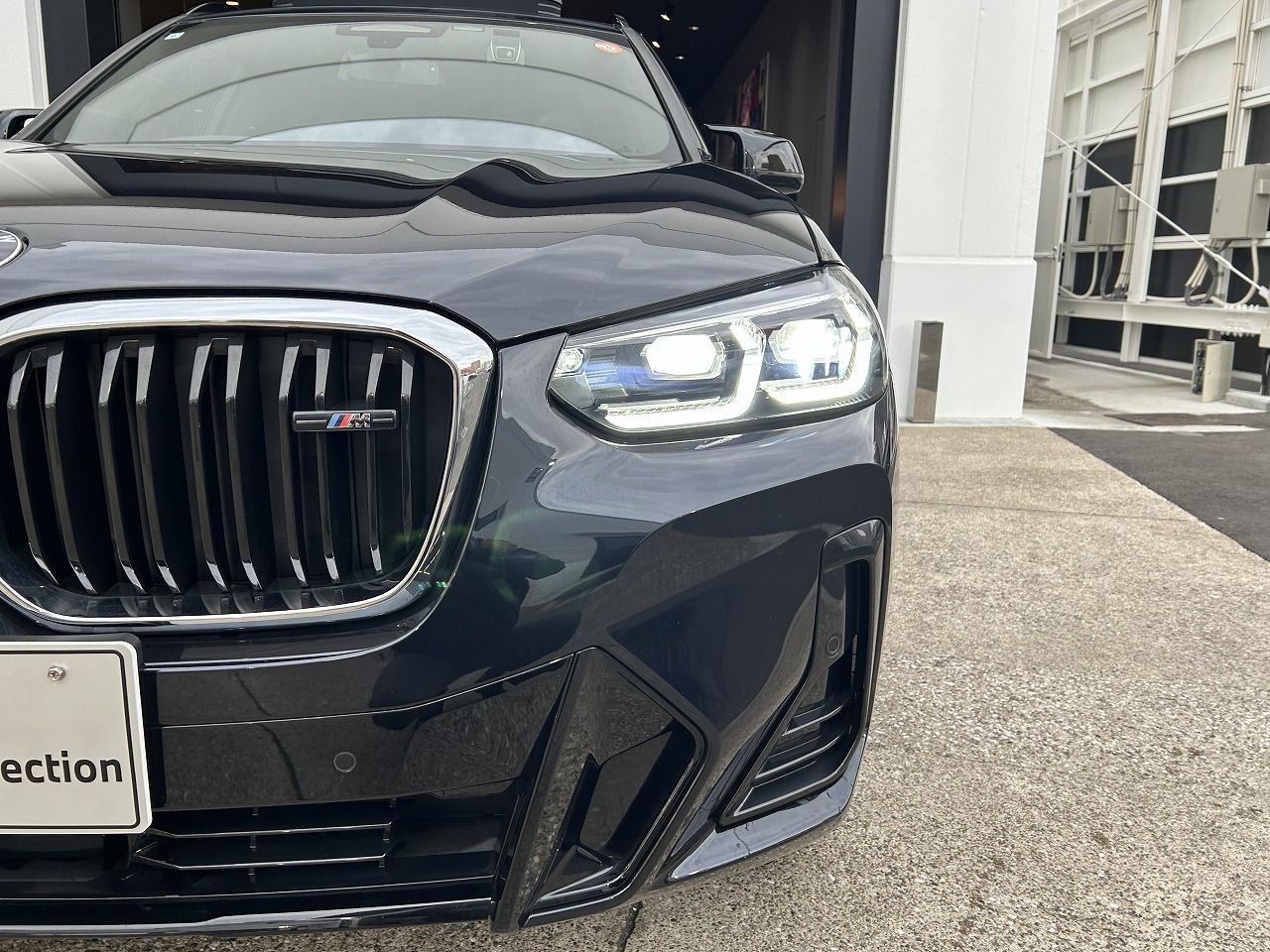 G01 X3 M40d RHD LCI ZA