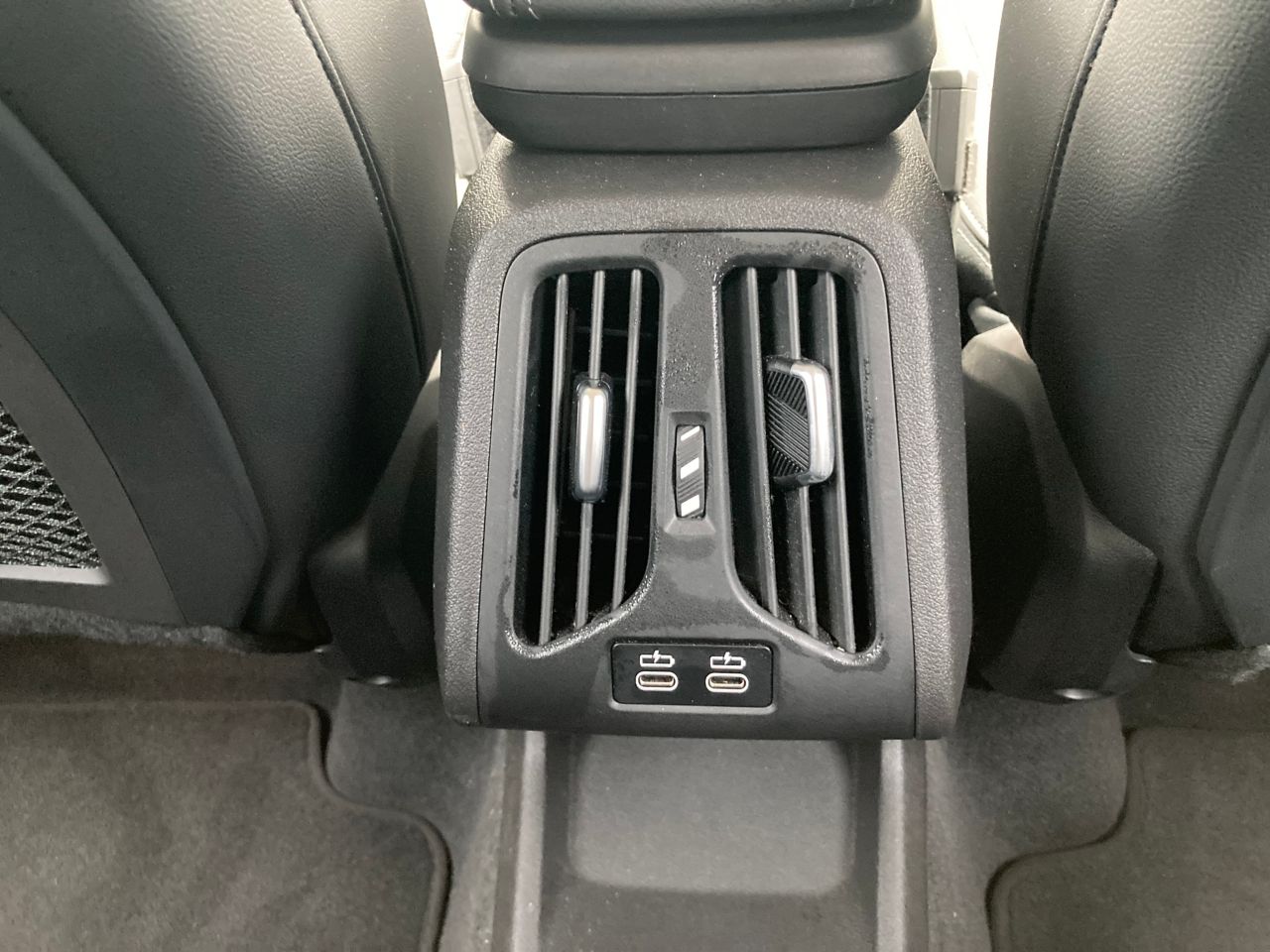 U06 218d Active Tourer B47 2.0d