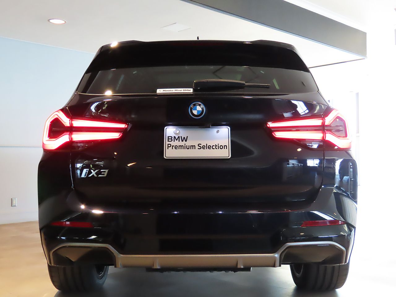 G08 iX3 BEV RHD