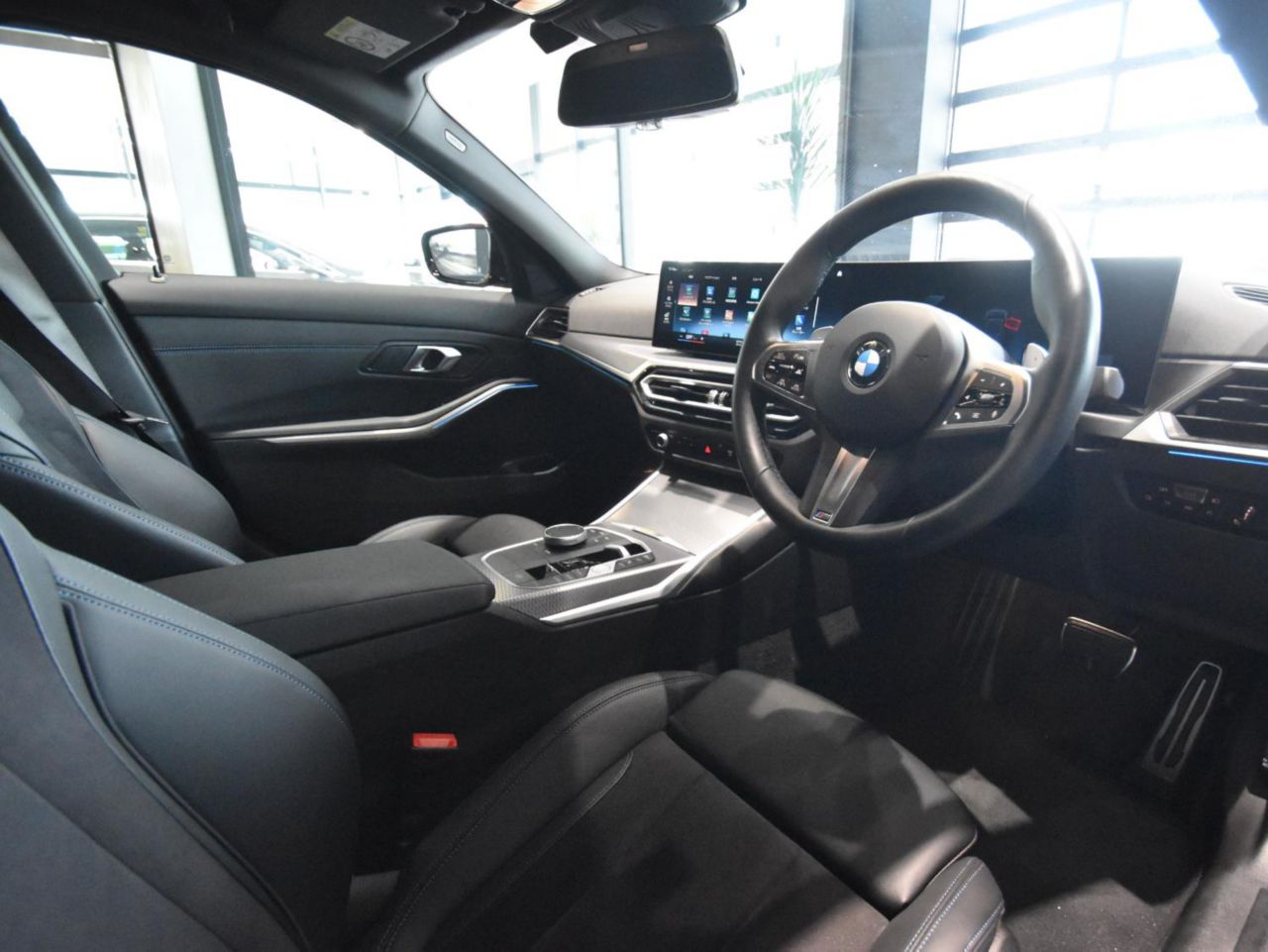 320d xDrive Berline RHD