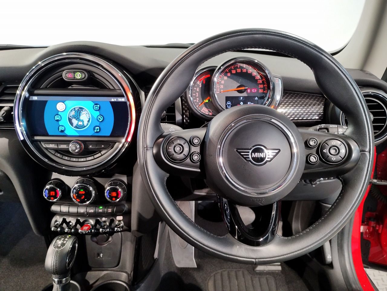 F56 COOPER S D(AT)