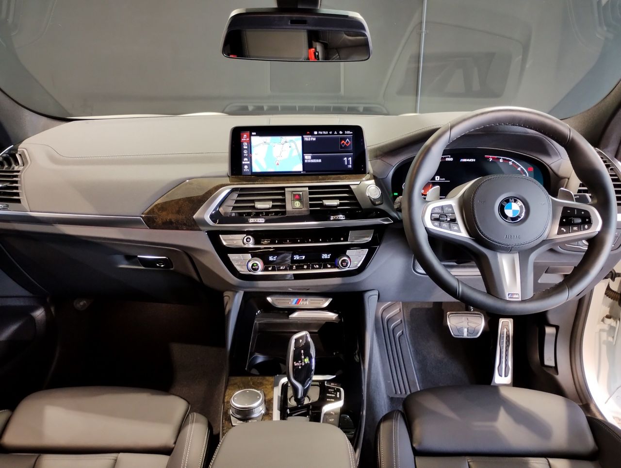 X4 M40i RHD