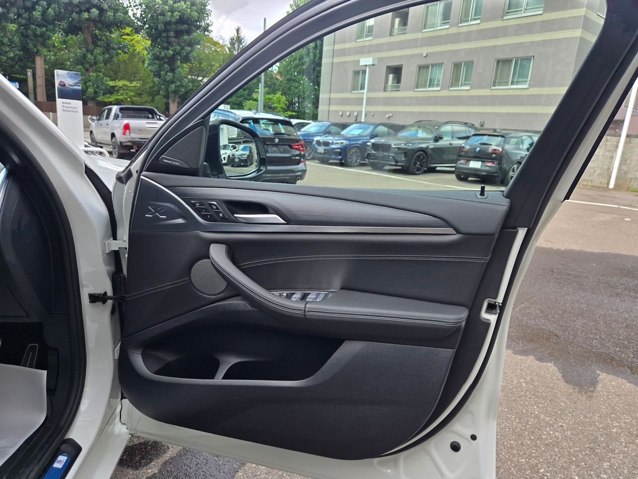 X4 xDrive20d RHD