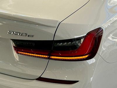 G20 330e Saloon RHD MX