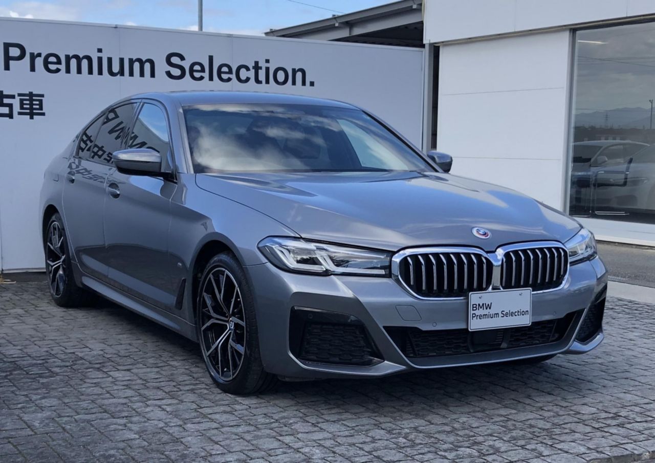 520d xDrive Sedan RHD