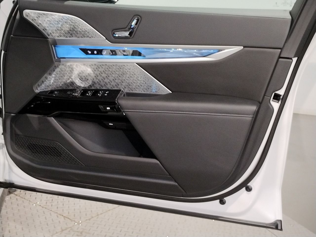 BMW i7 eDrive50 Sedan RHD