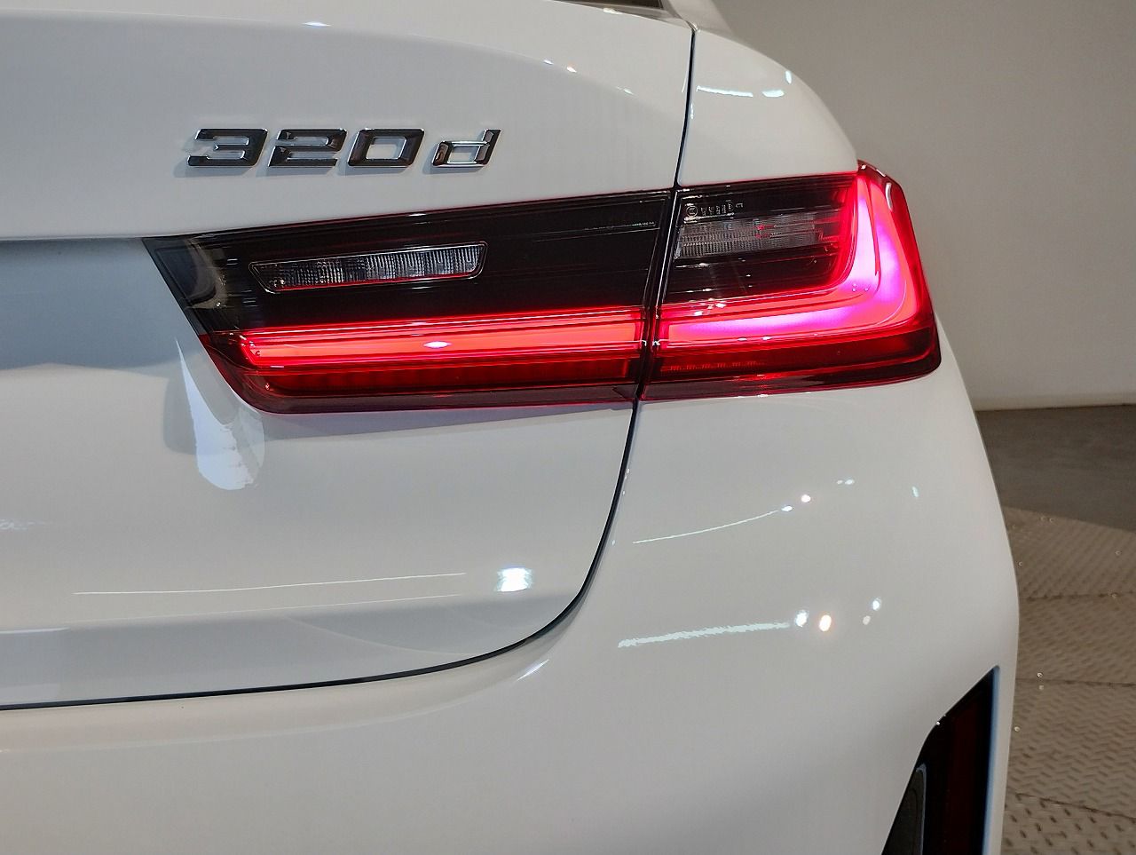 320d xDrive Berline RHD
