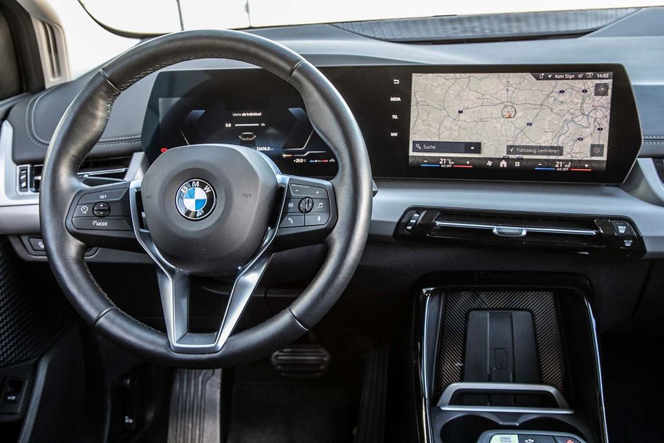 BMW 216