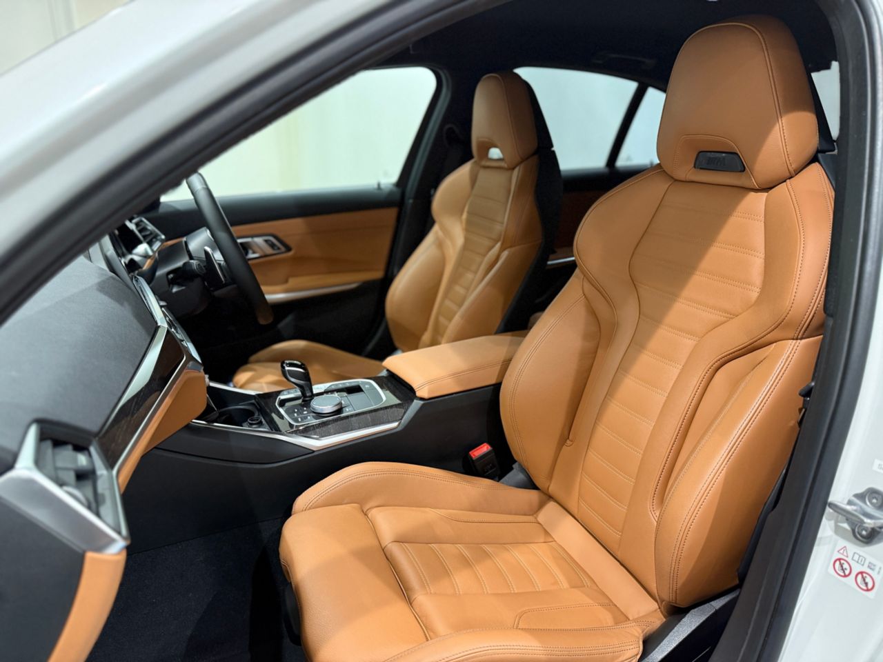 G20 330e Saloon RHD MX