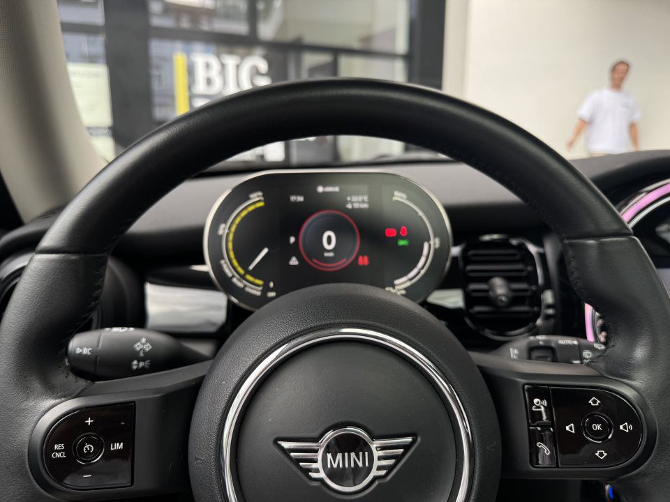 MINI Cooper SE