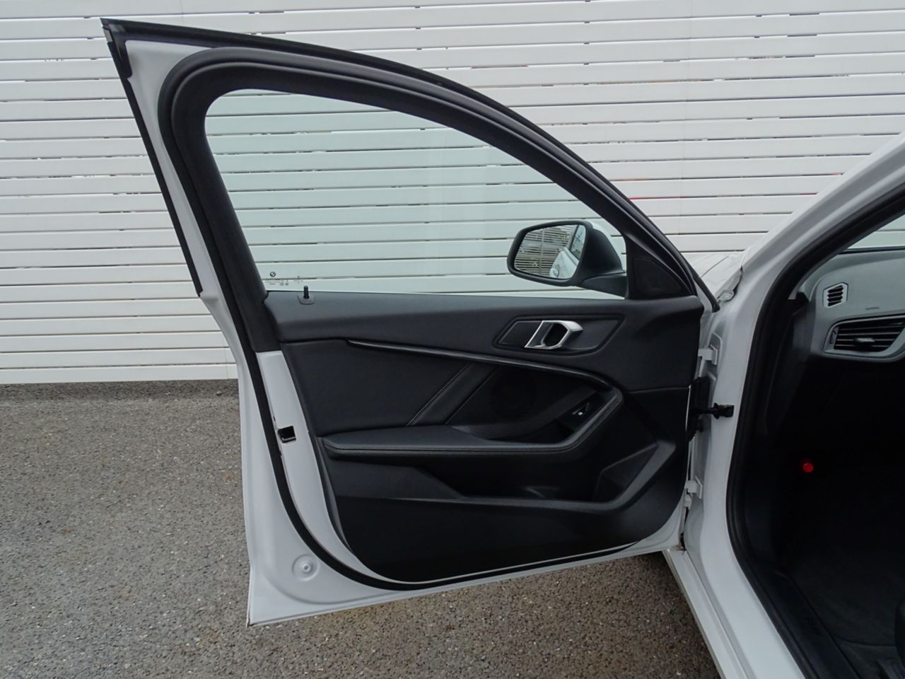 F40 118d Sports Hatch 5-door B47 2.0d