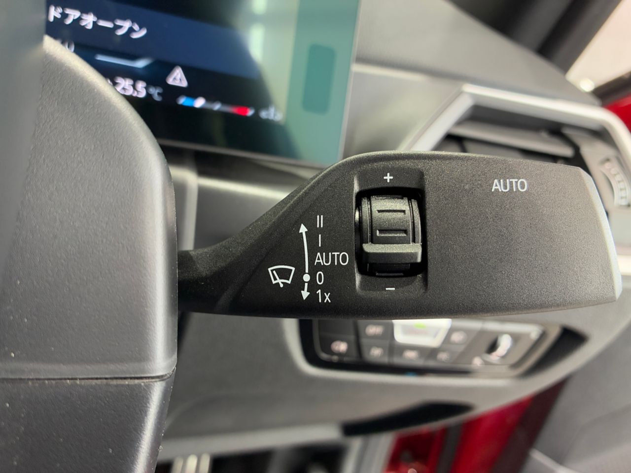 320d xDrive Berline RHD